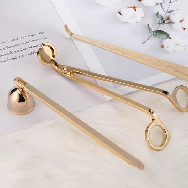 【商品名】　Surieen ろうそく火消し 芯切りはさみ キャンドルトリマー 芯切り キャンドル用芯 キャンドル消し アロマランプ家庭用 ろうそく消 仏 【商品説明】　・?【キャンドル火消しツール3点】 芯切りばさみ*１、ローソク消しフック...