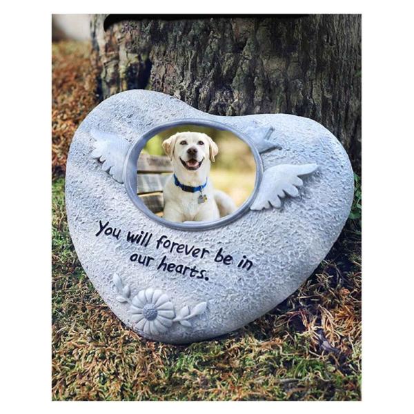 【商品名】　ペット墓石 ペット お墓ペットメモリアグッズ 犬 お墓 墓石 ペット 仏壇写真入れ 樹脂製 ペット墓標 仏壇 記念石犬 猫インコ小動物 写真 【商品説明】　・【丈夫な樹脂素材】このペット記念墓石は、強い樹脂で作られています。自然...