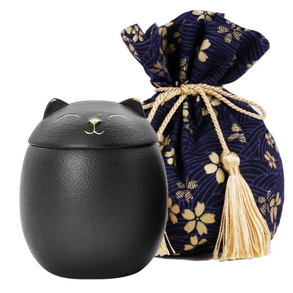【商品名】　ziyeu ミニ骨壷 猫の形 猫 分骨壺 遺骨入れ 骨壷 ペット 分骨 遺灰 手元供養 ペット仏壇用 袖珍骨壷 和風柄の袋付き 【商品説明】　・【かわいい猫の形のデザイン】見た目、この骨箱はかわいい子猫のようで、洋室に置いても違...
