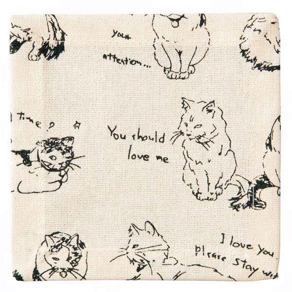 天然素材と手織りにこだわったインド綿のコースターです。日常のティータイムや友人との集まりなど、どんなシーンでも可愛さを演出します。※柄の出方に違いがありますのでご了承ください。サイズ：約10x10cm素材：綿【ゆうパケット可】