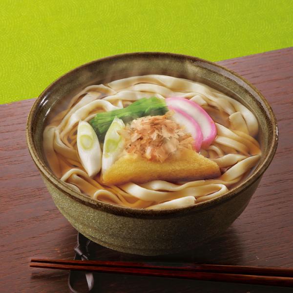 手軽に本格的な味わいを楽しめる贅沢な逸品です。国内製造の小麦粉を使用した平打ちのきしめんは、つるつるとのど越しの良さと程よいコシが特徴。もちもちとした食感が口の中で広がり、小麦本来の風味をしっかり感じられます。セットのめんつゆは、かつお節と...