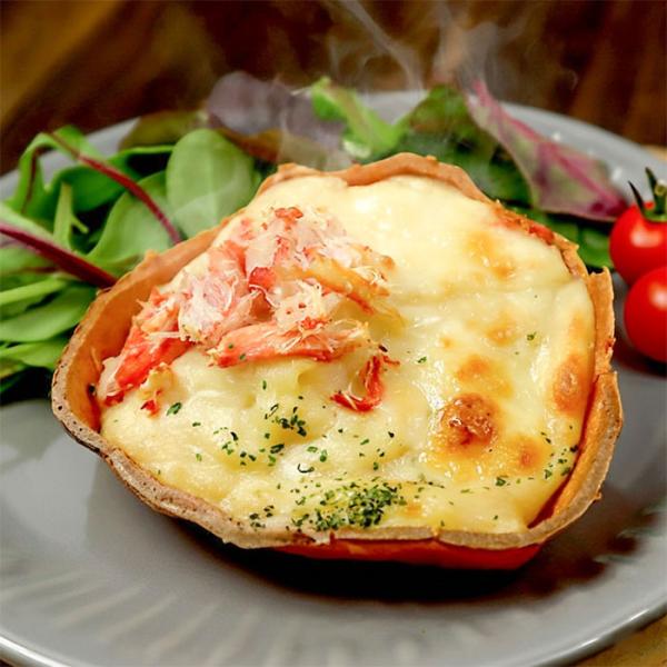 かに型の可食容器を使用した、器（甲羅）ごと食べれるかにグラタンです。従来は食べ終わった後に廃棄物として甲羅を廃棄していましたが、器ごと食べれるので、ほとんど廃棄物がありません。こだわりは器だけでなく、濃厚でクリーミーな本格ホワイトソースとじ...