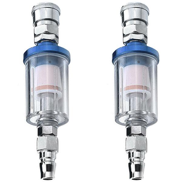 エアーコンプレッサーの圧縮空気から発生するドレン(水滴)を空気と水に分離する簡易型のウォーターセパレーターです。この工具を使えば水分除去でき、エアーツールの寿命を延長してくれる！排水ピンを押すだけで簡単に排水できる！仕 様最大空気圧力 ： ...