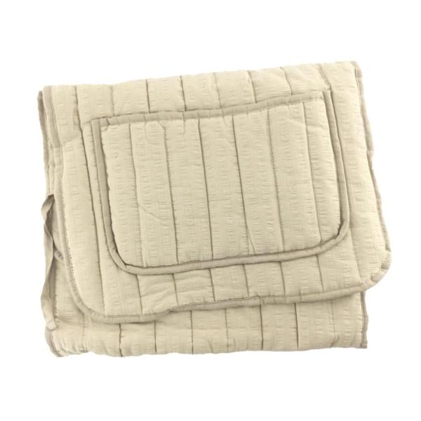 綿100％のサッカー生地を使用した、さらりと心地よいチェアカバーです。夏用パジャマにも使われる、肌離れの良いサッカー生地を採用。さらっとした爽やかな肌ざわりで、快適にお使いいただけます。サッとかぶせるだけで、いつもの椅子が快適さも見た目もグ...