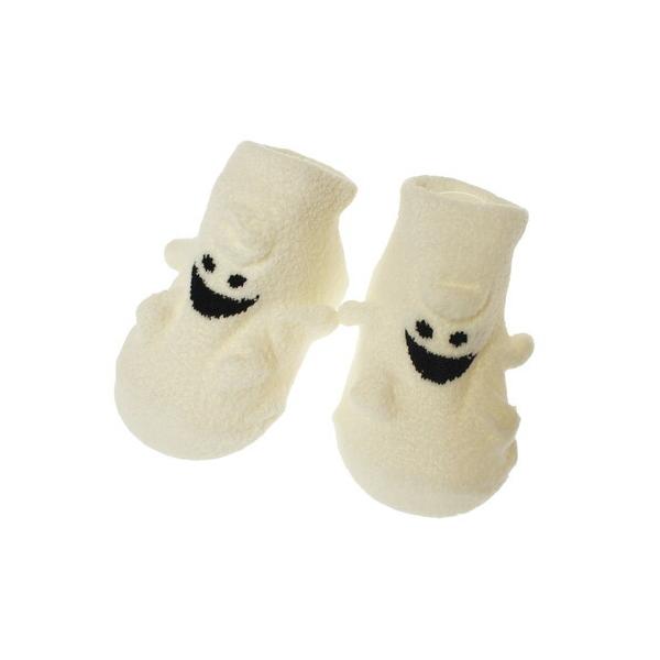 新生児  出産祝いにも愛らしいキラッキーのベビーソックスです。手や足を表現した、立体的なデザインが個性あふれるポイント。程よく起毛しているため、やわらかい生地感も魅力です。足裏にはブランドロゴをデザインしたすべり止めがついています。素材ポリ...