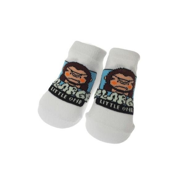 キャッチーなファニーゴリラが目を引くベビーソックスです。グラフィティロゴを組み合わせて、クールな雰囲気に仕上げました。いつものコーディネートに個性がプラスされるアイテム。足裏にはロゴデザインのすべり止めを配置しました。※メール便で配送の場合...