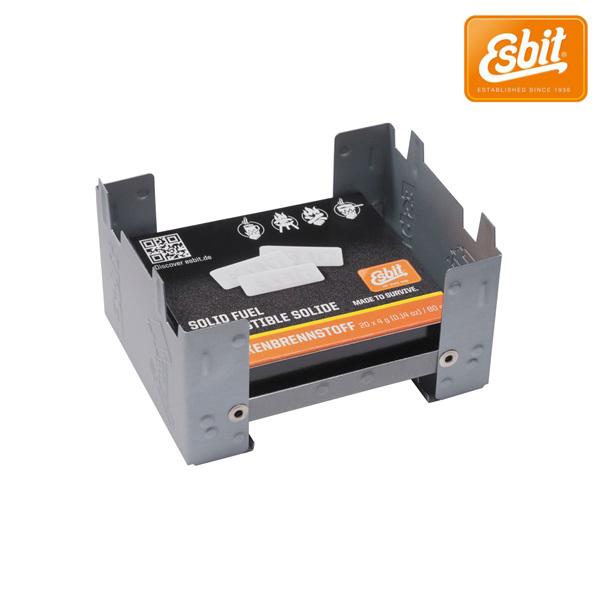 素材： ストーブ/亜鉛メッキ鋼  燃料/ヘキサミンサイズ： 収納サイズ/10×7.7×2.3cm 重　量： 86g 付属品： 固形燃料：4g×20タブレット付き 製造国： ドイツ メーカー： 株式会社飯塚カンパニー * ドイツ軍が正式採用し...