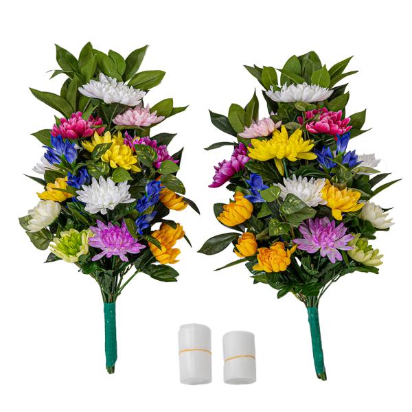 常時500種類を超える造花から、一つ一つ丁寧に手作業で花束を組み合わせています。【色止め加工】が施されているため、通常の造花よりも長く太陽の下でも美しい状態を保ちます。お墓用としてお供えするのはもちろん、仏壇用にお供えするのにも最適な造花で...