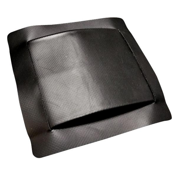 ボート本体へ接着する事で、お好みの位置に市販のフック式アイテムを1個設置できるホルダーです。ロッドホルダーやエサ箱、ドリンクホルダー、ルアーホルダーなど、フィッシングスタイルに合わせて様々な仕様にカスタムできます。トランサム(合板)にも接着...