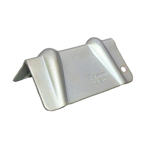 ●大事な荷物をベルトより守ります。●材質：スチール(メッキ)●サイズ：巾160×高さ80mm●厚み：4mm●自重：0.76kg