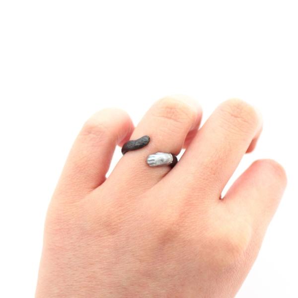 指輪 リング 猫 可愛い おしゃれ しっぽ レディース プレゼント Palnartpoc ブランド パルナートポック直営 ネコの手リング ブラック Buyee Buyee 提供一站式最全面最專業現地yahoo Japan拍賣代bid代拍代購服務 Bot Online