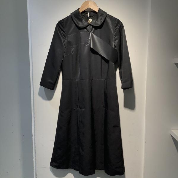 コムデギャルソンコムデギャルソン　ワンピース コムデギャルソンCOMME des GARCONS 青山限定ウールギャバ