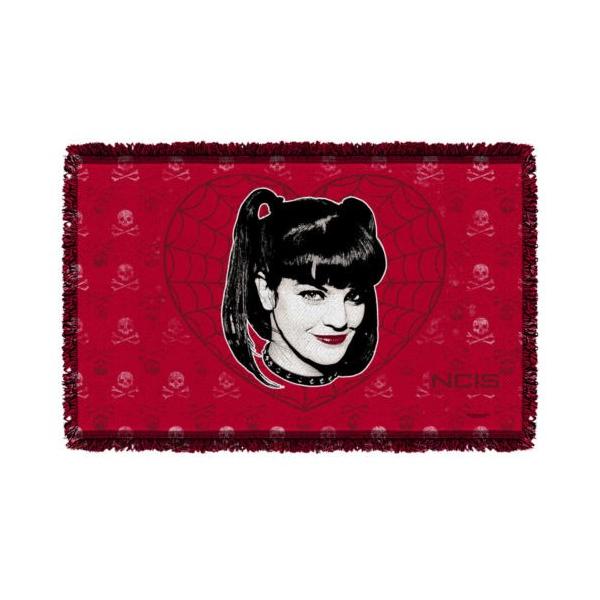 エヌシーアイエス アフガン スロー ブランケット ソファー NCIS Abby Gothic ライセンス ブランケット 36" X 60" エヌシーアイエス アフガン スロー ブランケット ソファー NCIS Abby Gothic ライセンス ブランケット 36" X 60"