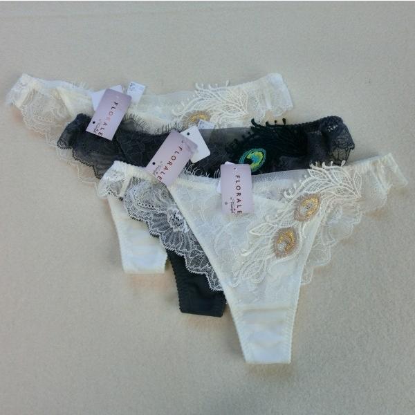 M トリンプ Florale ストリング Fl002 String P0142 8 ３枚 Tバックショーツ 17 400円 税 ピーコック柄 Buyee Buyee Japanese Proxy Service Buy From Japan Bot Online