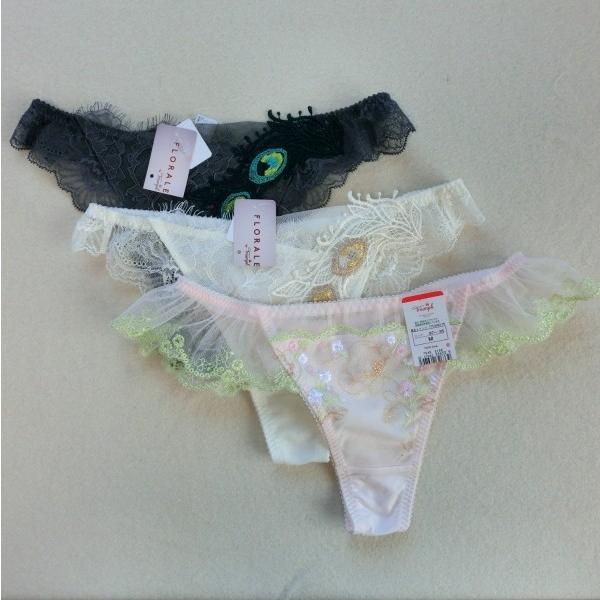 M トリンプ Florale ストリング P0142 9 ３枚 Tバックショーツ 14 300円 税 Fl002 Tr430 String ピーコック柄 天使のブラ 0142 9 ぱおヤフー店 通販 Yahoo ショッピング