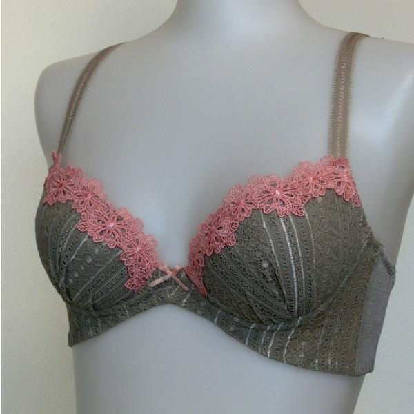 トリンプ 0 ミークローゼット Me Closet Me028 3 4カップベージュ S5 4409 Triumph ６周年記念利益還元セール 4409be ぱおヤフー店 通販 Yahoo ショッピング