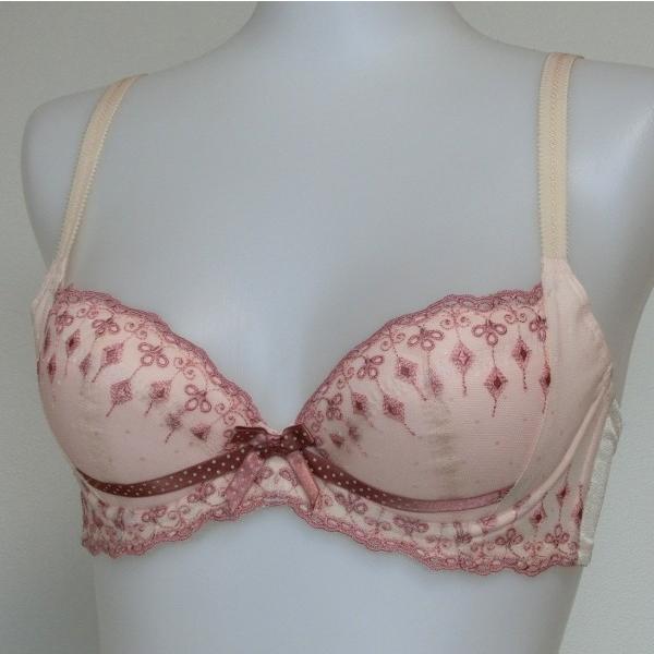 C70 トリンプブラジャー ミークローゼット Me006 ベージュ S5 4419 リボン 憧れくっきりバストブラ 4419be ぱおヤフー店 通販 Yahoo ショッピング