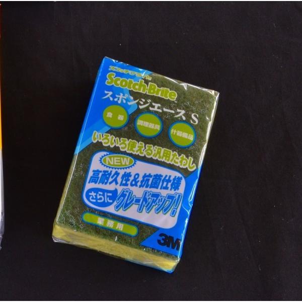 1セット入り数：1個　 　サイズ　 ：90×150mm　　 材質　　 ：ナイロン不織布（研磨粒子つき）・ウレタンスポンジ　　 特長　　 ：食器、調理器具や汁器備品の洗浄等の用途以外へのご使用はお止め下さい。　　　　 　　　 強酸、強アルカリ...