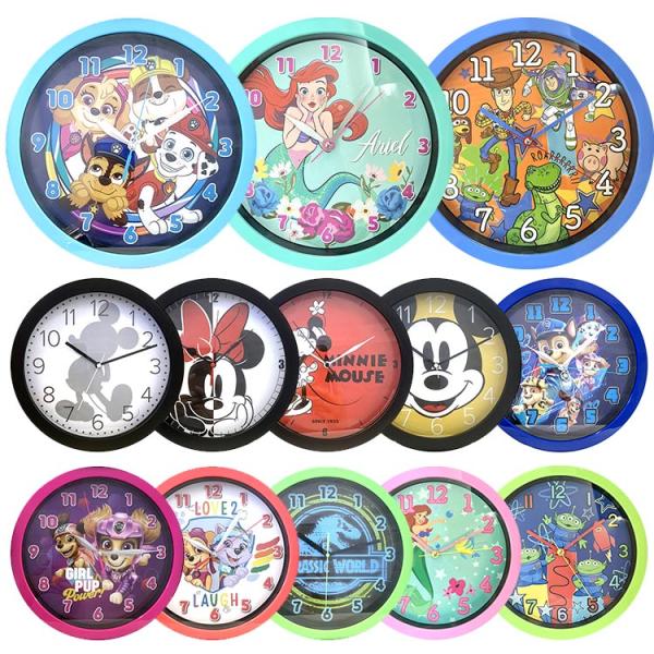 サイズ(約)：（ミッキー・ミニー）23W×2.5H ｍｍ（パウパト・アリエル・トイストーリー・ジュラシック）25W×2.5H ｍｍ材質：プラスチック【備考】・ラッピング可(ラッピングバッグを商品と一緒にご購入下さい。)・単三形乾電池×１ 必...