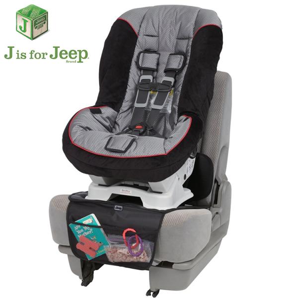 メーカー：Jeepサイズ：（シート全体）約74.0cm×54.0cm（メッシュ部分）約22.0cm×54.0cm仕様：素材はクッション性のあるポリエステルで、表面にすべり止め加工を施しています。足元には便利な収納ポケット付きこのマットをチャ...