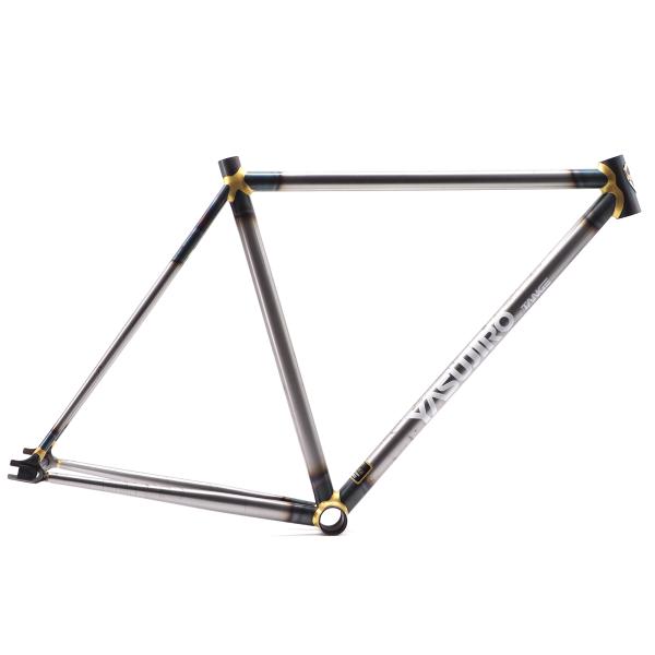 ※完成車・フレームに関しましては整備をしてからの出荷となります。作業の混み具合により注文日から出荷まで1〜3日のお時間を頂きますので予めご了承願いますヤフーのシステム上、13時までの注文で当日発送と表示されておりますが、完成車・フレームの注...