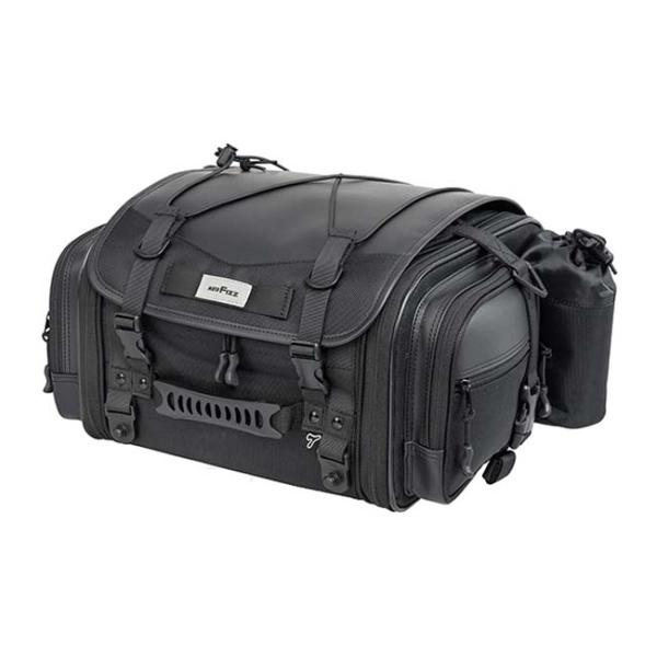 バイクパーツ ツーリング バッグ シートバッグ タナックス TANAX色・材質色：ブラック材質：1680Dポリエステル 他サイズ本体サイズ：210（Ｈ）×380〜520（Ｗ）×310（Ｄ）ｍｍ本体重量：1.83ｋｇ容量19〜27L最大収納量...