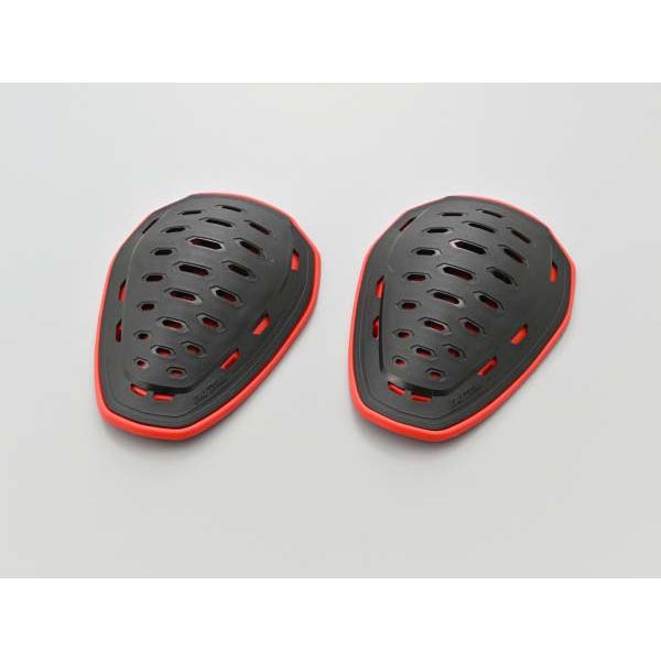 バイクパーツ バイクウエア プロテクター デイトナ DAYTONA表にハードプロテクターの素材、裏はソフトプロテクターに使用される衝撃吸収素材を組み合わせ、高い安全性を誇る新発想プロテクター。耐摩耗、耐衝撃のハード＋衝撃吸収、肌当たりのソフ...