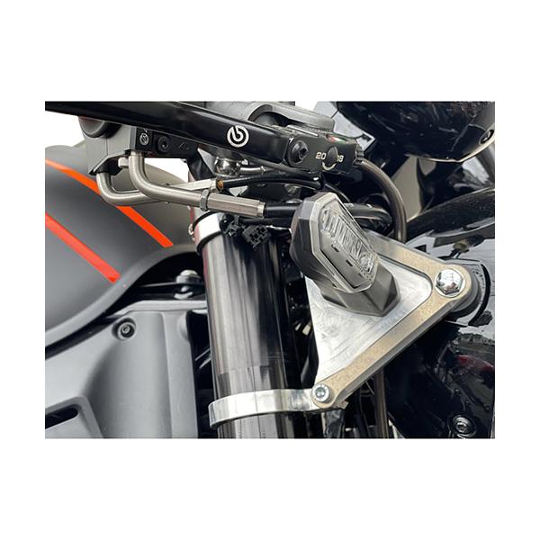 STRIKER(ストライカー) アルミビレットヘッドライトステー シルバー SS