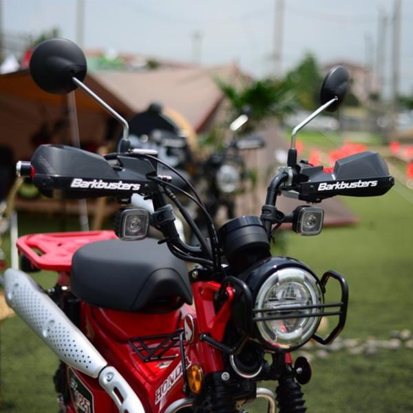【適合車種】■車種名：HONDA ホンダ CT125■適合年式：2020年新型モデル〜【商品内容】■セット内容：BARKBUSTERS ハンドガード 1セット（左右各1枚） 取り付け金具付き■カラー：ブラック【備考】■微細な傷や汚れがある場...