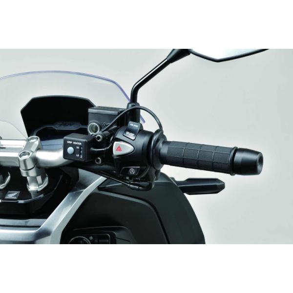 ADV150(純正グリップヒーター、ETC、リアボックス付き) HONDA ADV150 ABS ETC・グリップヒーター・トップボックス取り付け