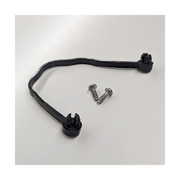 ユーロトップケース39L／50L（Q5K-YSK-069-P01／P02）の上蓋と下蓋を留めている部品（リッドホルダー）◆セット内容リッドホルダー2個、スクリュー4本