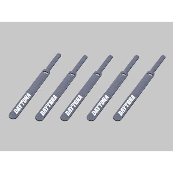 ラッシングベルトに付属しているケーブルタイの5本セット。面ファスナー式の結束ベルトとなり、ケーブルのサイズに関わらず固定が容易に可能。ラッシングベルトのまとめだけではなく、シートバッグの余ったベルトや車体配線のまとめにもオススメです。市販の...