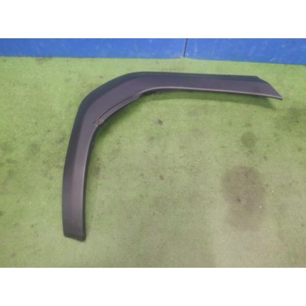 ☆ヤリスクロス MXPJ10 ハイブリッドZ☆リア右フェンダーモール 75605