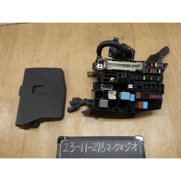 マークXジオ ANA10 ヒューズボックス 070 82662-72020 82631 マークXジオ ANA10 ヒューズボックス 070 82662-72020 82631