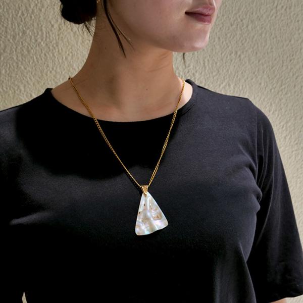 貝殻 ペンダントトップ 真鍮製 ゴールド シルバー シェル 天然石