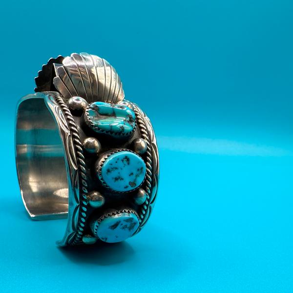 NAVAJO インディアンジュエリー vintage 時計　ターコイズ NAVAJO ターコイズバングルタイプ時計 腕時計 インディアンジュエリー