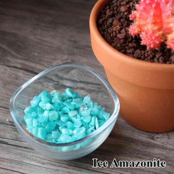 高品質 アイス アマゾナイト さざれ石 50グラム オルゴナイト インテリア蛍光色の様な色合いが特徴の アイスアマゾナイト さざれ石に初登場です！小瓶に入れて飾ったり、オルゴナイトやアクセサリーを作ったり、色々用途がございますね。天然石のた...