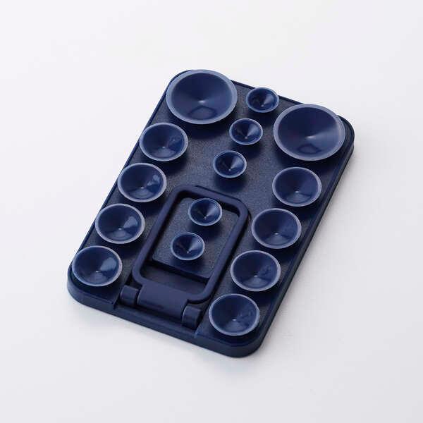 日常の“ながらスマホ”をより便利に!壁や鏡、窓ガラスなどの平らな面に、タコの吸盤のようにピタッと吸着する“TakoPita”スマホパッドです。強力な磁力でMagSafe対応スマホケースやiPhoneをしっかり固定し、両手を使わずにスマートフ...