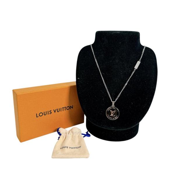 ルイヴィトン M00911 ネックレス シルバー  LOUIS VUITTON コリエ・LV アワード LOUIS VUITTON（ルイ・ヴィトン） ネックレス M00911 コリエ・LV