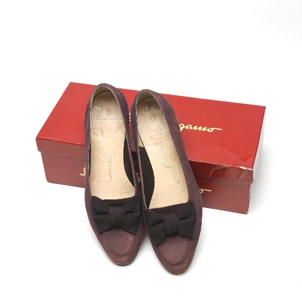 Salvatore Ferragamo サルヴァトーレフェラガモ スエード パンプス 6 
