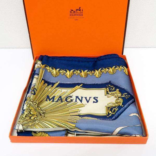 HERMES（エルメス） 質イコー カレ90 スカーフ LVDOVICVS MAGNVS 白い