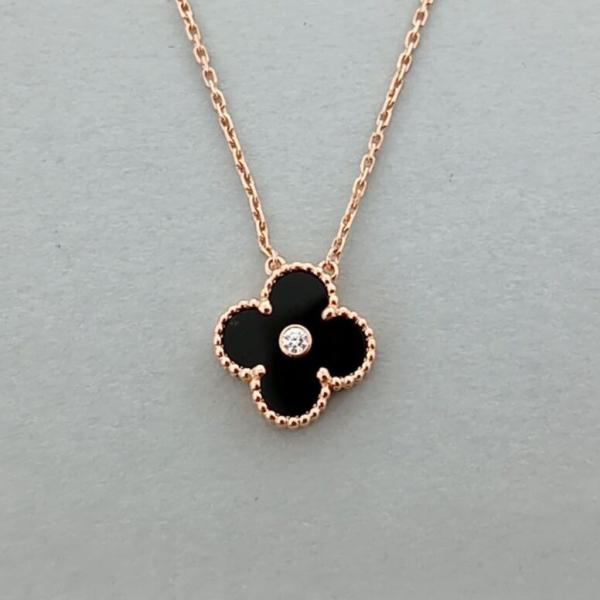Van Cleef ＆ Arpels（ヴァンクリーフ ＆ アーペル） Van Cleef