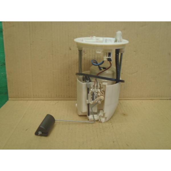スズキ　SUZUKI 純正　フューエルポンプASSY　15110-76G00 スズキ SUZUKI 純正 フューエルポンプASSY 15110-76G00 - メルカリ