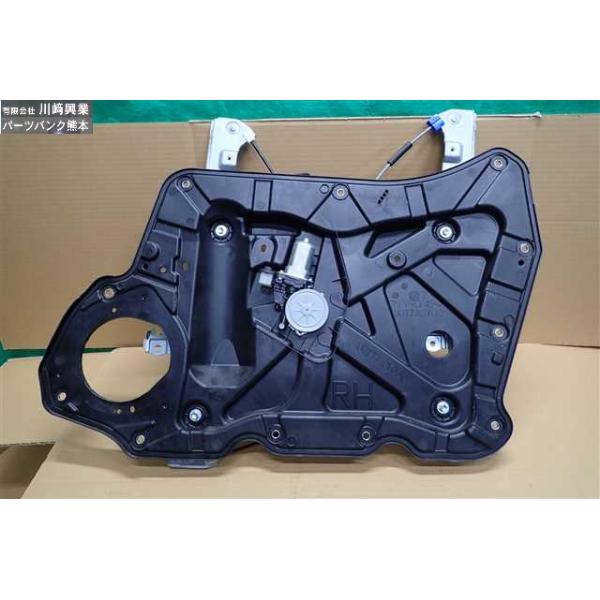 セレナ CC25  右フロント　ドアレギュレータ　モーター  デンソー 062040-2920 　80720-CY000