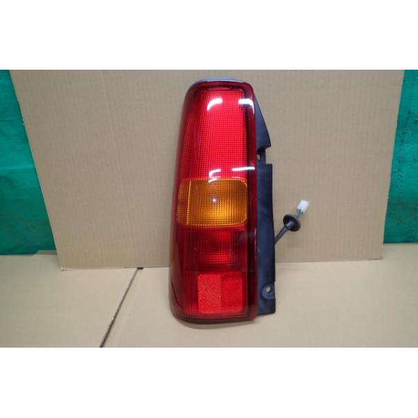ジムニー JB23W 左テールランプ   KOITO 220-32081 35670-81A00