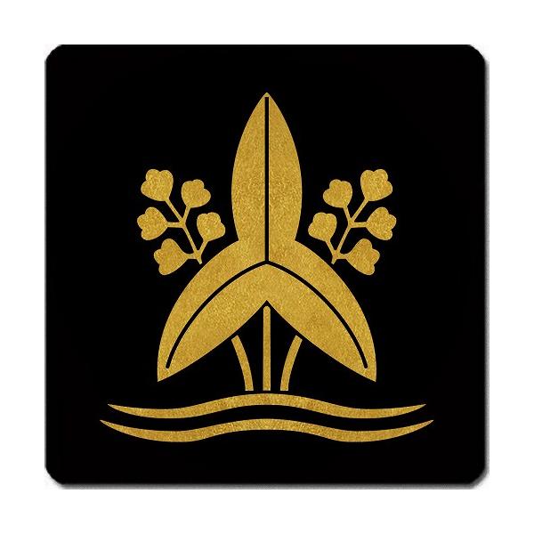 ・耐水性のある艶消しタイプの家紋シールです・携帯、スマホ、アイコスなどにちょうどいい大きさです・海外へのお土産などに最適です・本体サイズ：3cmｘ3cm・材質：塩ビ艶消しラミネート・こちらの商品は全国送料無料で発送いたします・日本郵便のクリ...