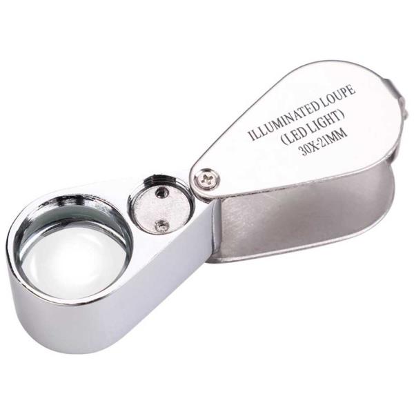 サイズ：50*22*25mmmm(展開時、85*22*25mm)材質：ガラスレンズ/ステンレスLEDライト２個製品重量：66g ※入荷時期によって商品仕様やデザイン等が異なる場合があり、現物基準とさせていただいております。