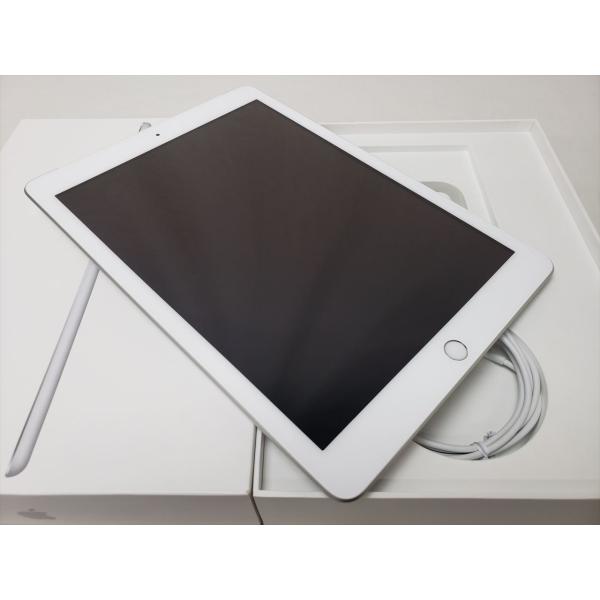Apple au アップル/iPad 第6世代 Cellular 32GB 2018/MR6N2J/A/DMPYTY57JF88/Bランク/67【中古】 Apple (中古) iPad（第6世代/2018） Cellular 32GB シルバー /MR6P2J/A