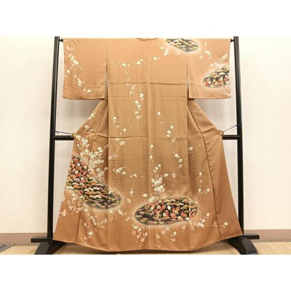 【高級訪問着】駒刺繍　松竹梅渡り橋風景花文　暈し染　金彩　正絹　逸品✨No.57 未着用 金駒刺繍 着物 正絹“お着物の枠には収まらない松竹梅や菊