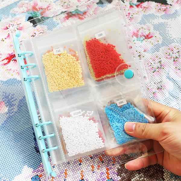 ダイヤモンドアート 収納ボックス 240個 ビーズ 番号シール付き